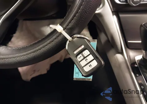 2018 Honda Accord Ex-L z USA, uszkodzony, nr VIN 1HGCV1F57JA055954